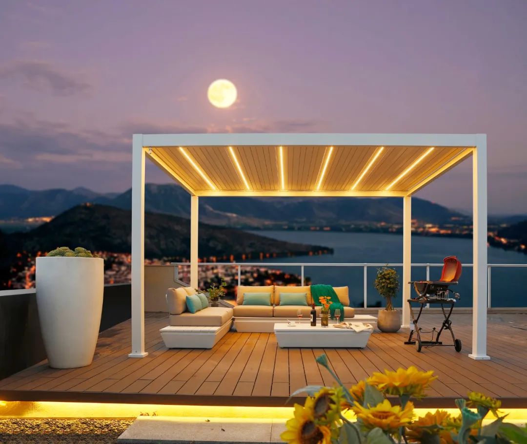 What Are Some Popular Materials Used in Outdoor Furniture?